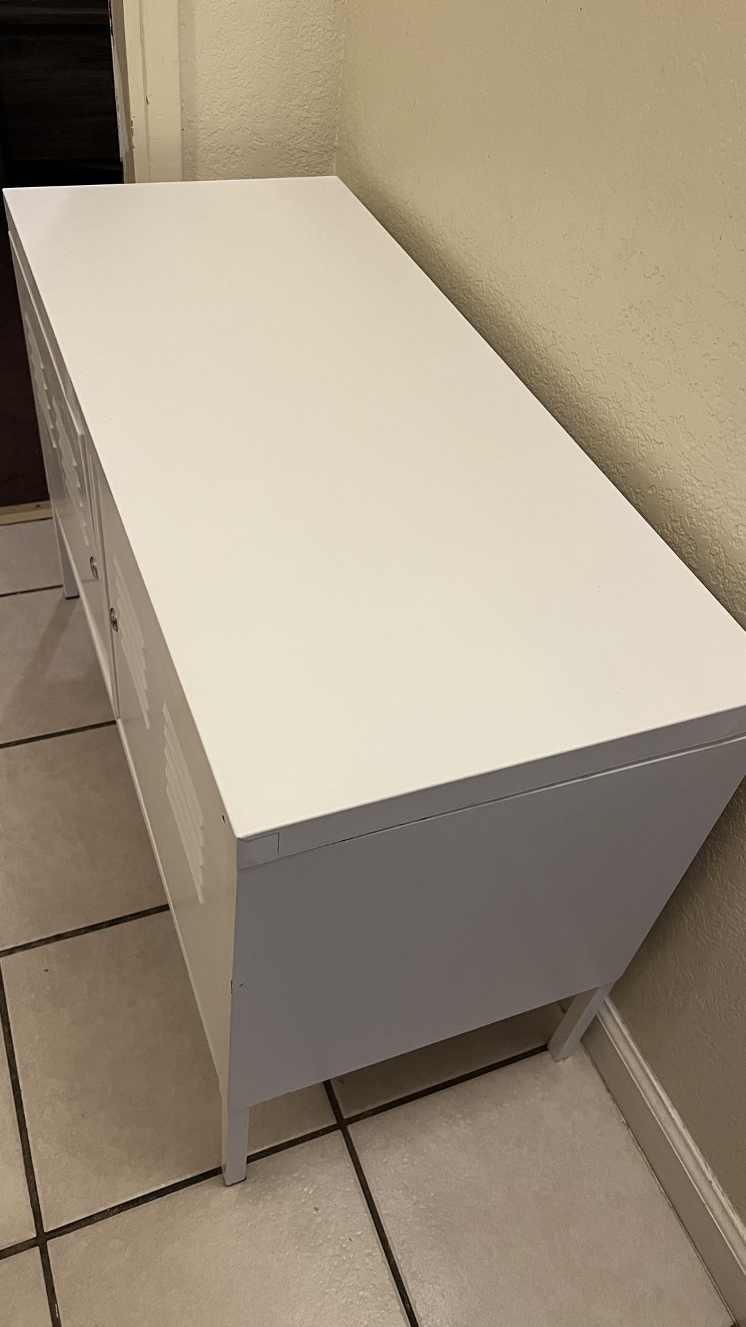 White Locker Storage With Keys