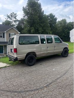 2002 Ford E350 Super Duty