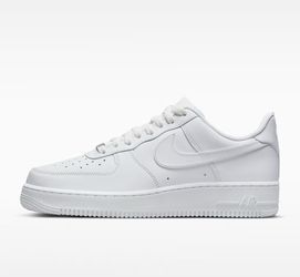 NIKE AIR FORCE 1 (AF1 size 11)