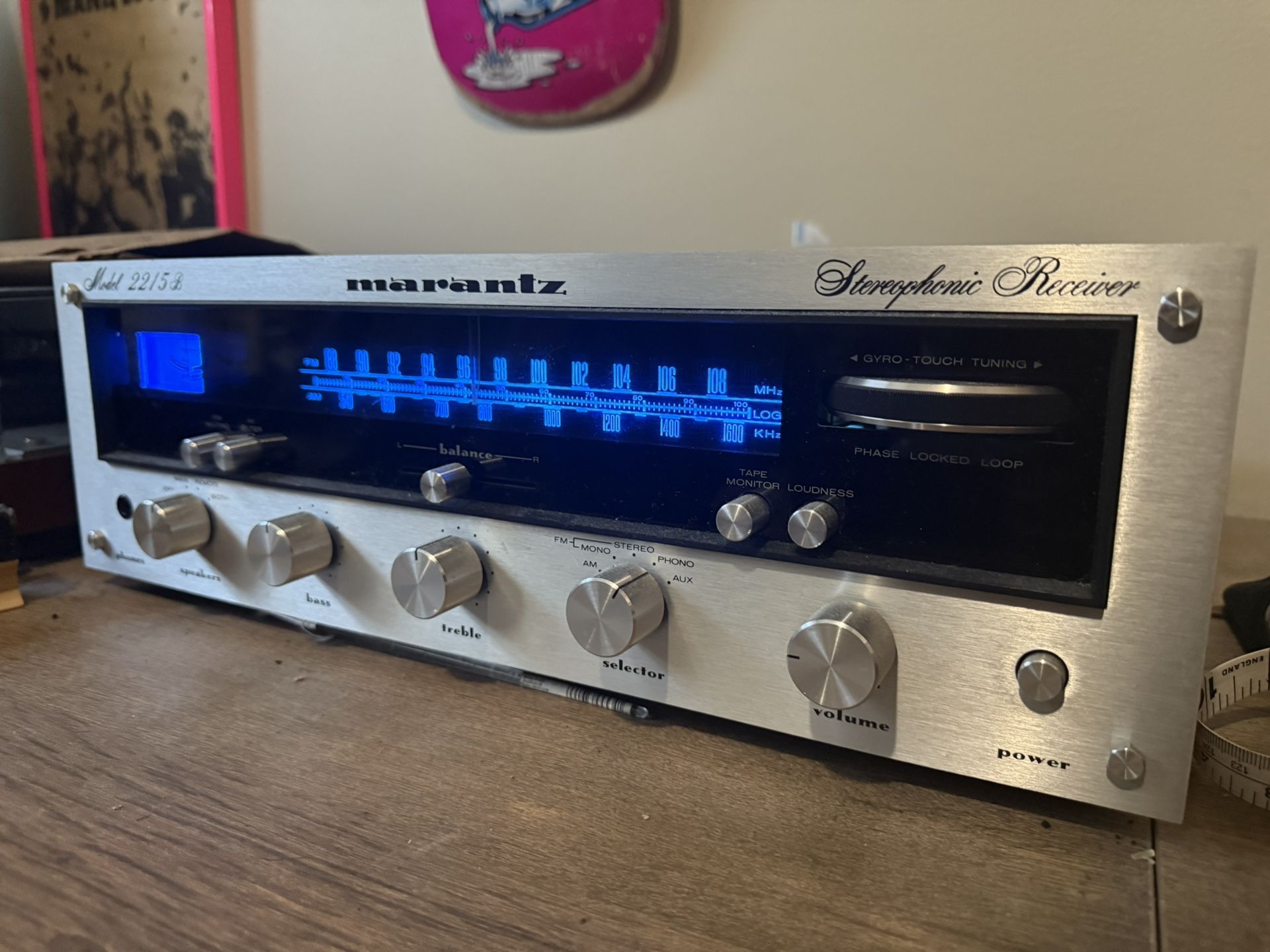 Marantz 2215b