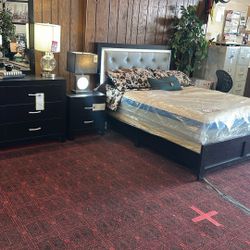 Queen Size Bedroom Set
