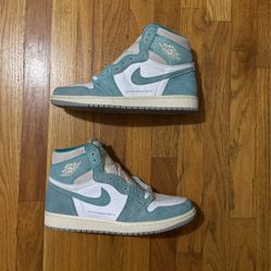 Air Jordan 1 Retro High OG ‘Turbo Green’ 