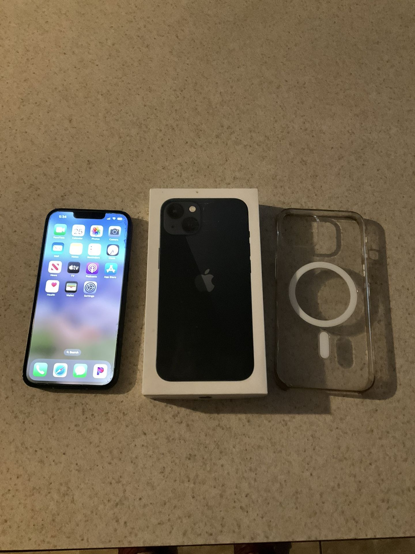 iPhone 13 128 GB T-Mobile 