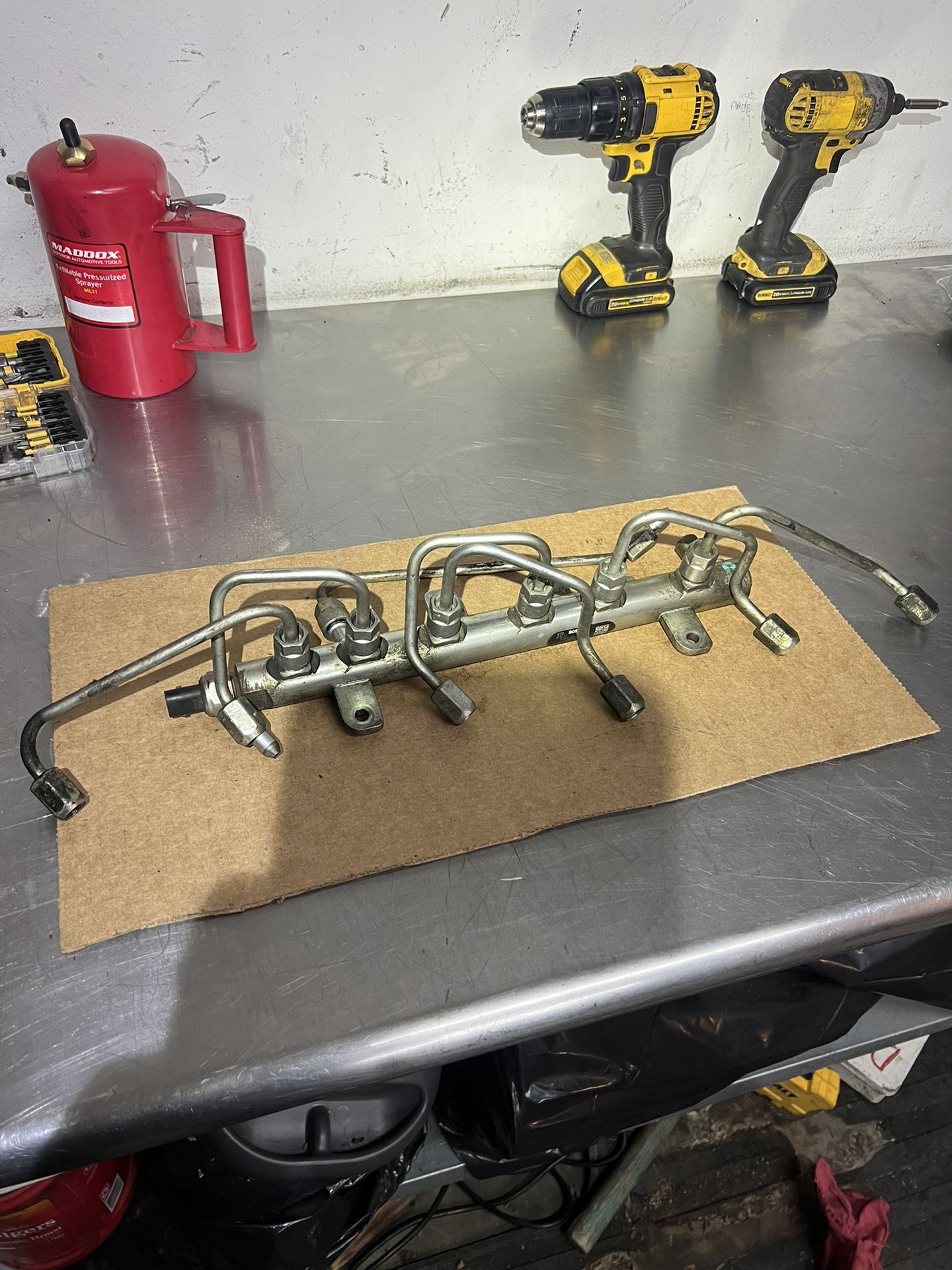 Cummins 6.7 High-Pressure Fuel Rail And Lines
