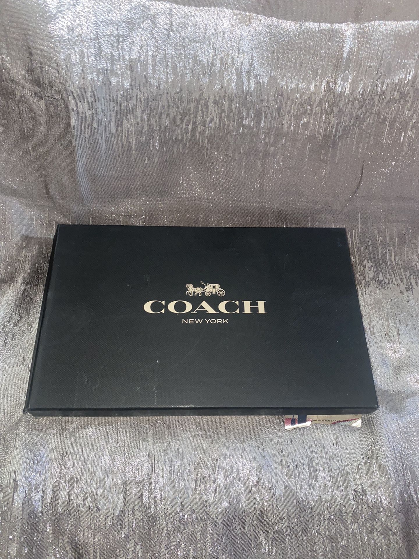 BRAND NEW Coach Passport Wallet And Tag Set 