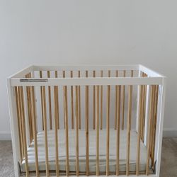 Delta Children Mia Mini Crib