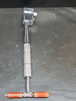 Hand tool