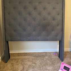 Qeen Headboard 