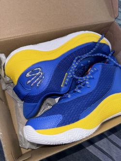 Brand New Under Armor, Steph Curry Size 6