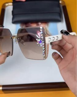 Fashion sunglasses