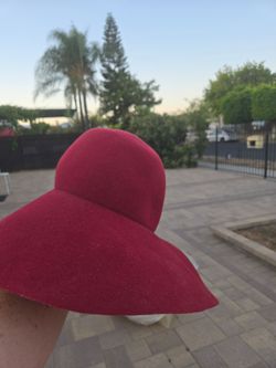 Womans hat