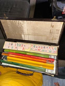 VINTAGE 152 BAKELITES WITH RACKS ORIGINAL BOXGAME MAH JONG