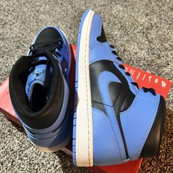 Jordan 1 Mid University Blue / Black