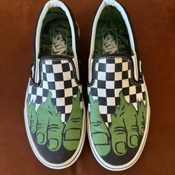 Vans x Marvel limited edition Hulk Classic Slip on Mens 6/womens 7.5