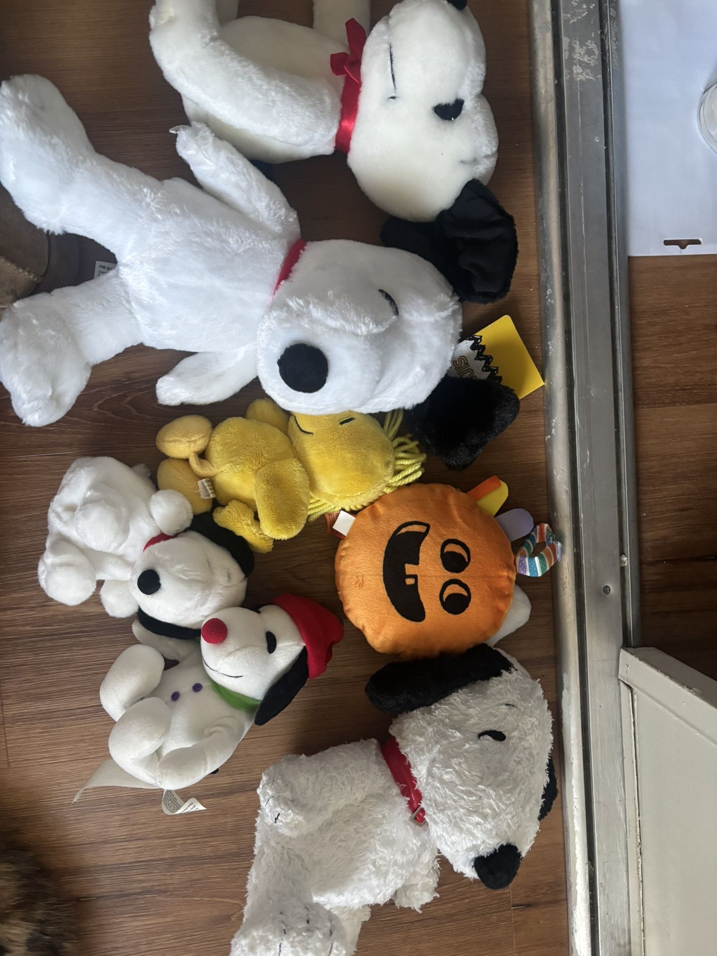 snoopy plushies