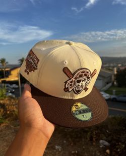 Pirates Fitted Hat Size 7 3/8