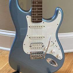 Squier (Gold Label) Affinity Strat Electric Guitar 