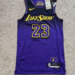 Nike Men’s Small Jersey LeBron James NBA Lakers LA Authentic 