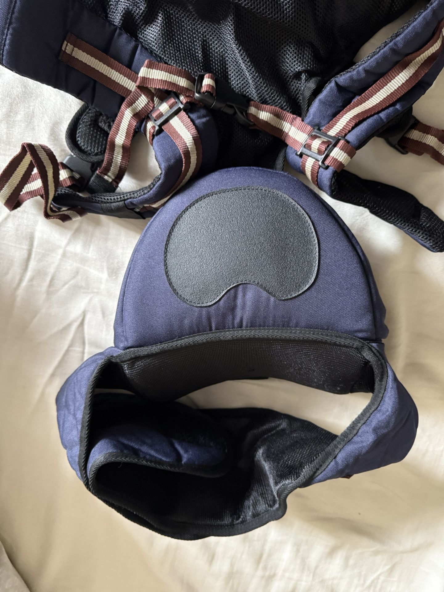 Hip Seat and Baby Carrier