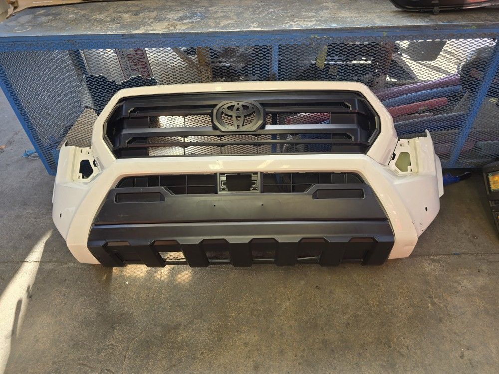 Toyota Tacoma 2023 2024 2025 Front Bumper