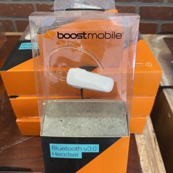 Car charger , Bluetooth Headset . House Charger