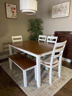 Ashley Furniture 6 piece Dining set 100% wood.