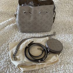 Louis Vuitton Bella Mahina (galet)