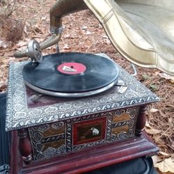 My Masters Voice Music Box 