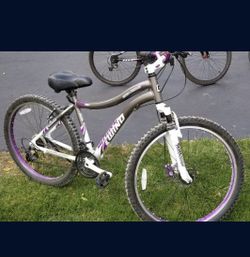 26 genesis discount whirlwind women's bike