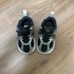 toddler nike shoes