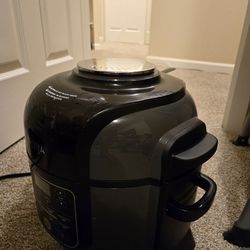 Ninja Airfryer and cooker