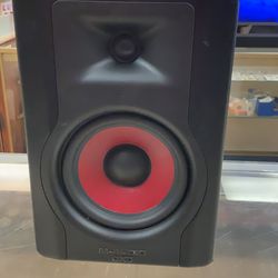 M-Audio BX5 D3 - 5” Powered Studio Reference Monitar