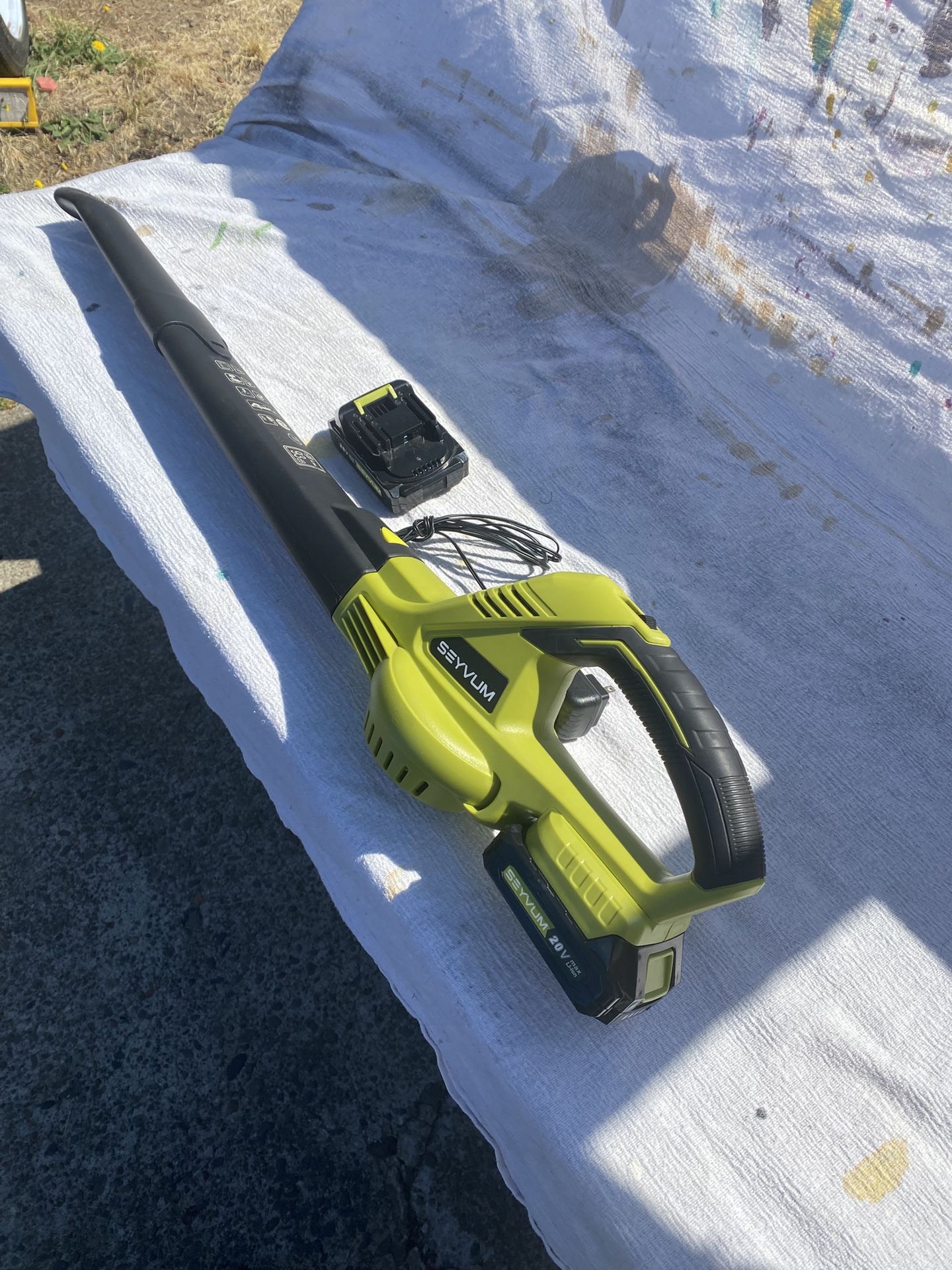 20 Volt Leaf/yard Blower