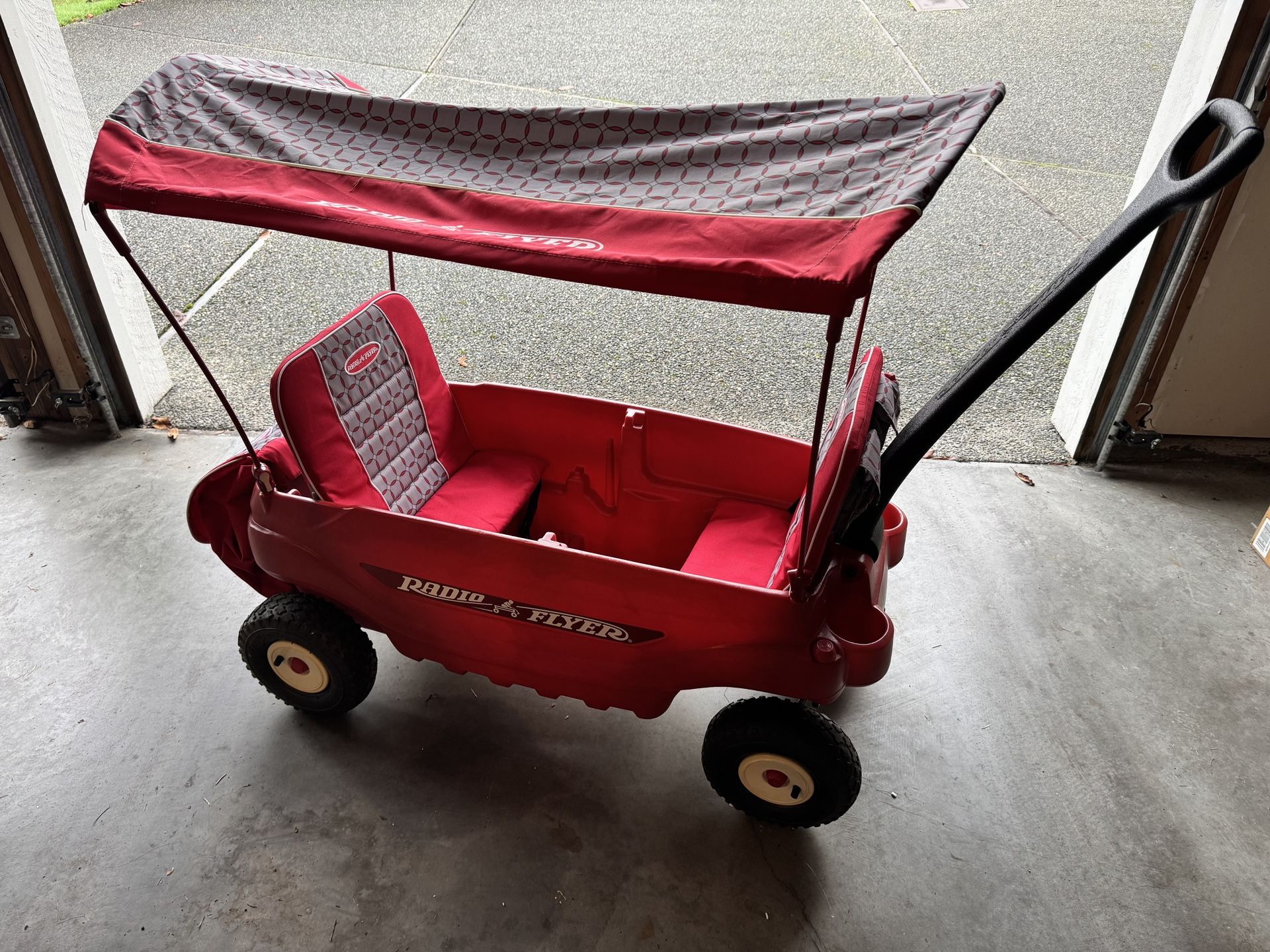 Radio Flyer Luxe Build-A-Wagon