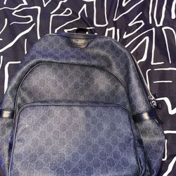 Gucci GG Supreme Monogram Backpack 