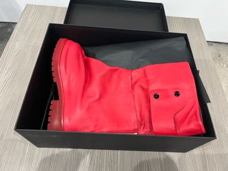 424 Dragonrider Paper Leather Boots – Red – New in Box