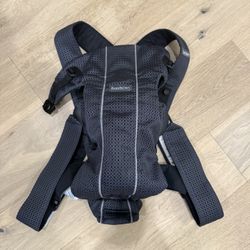 Baby Bjorn Baby Carrier Mini 