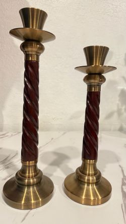 Elegant Vintage Wooden Candle Holders – Set of 2