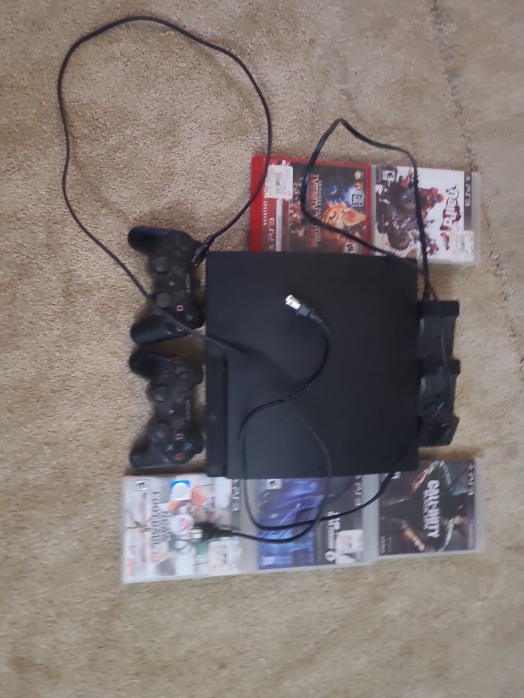 Ps3, 5 Games, 2 Controls, 1 Controler Charger