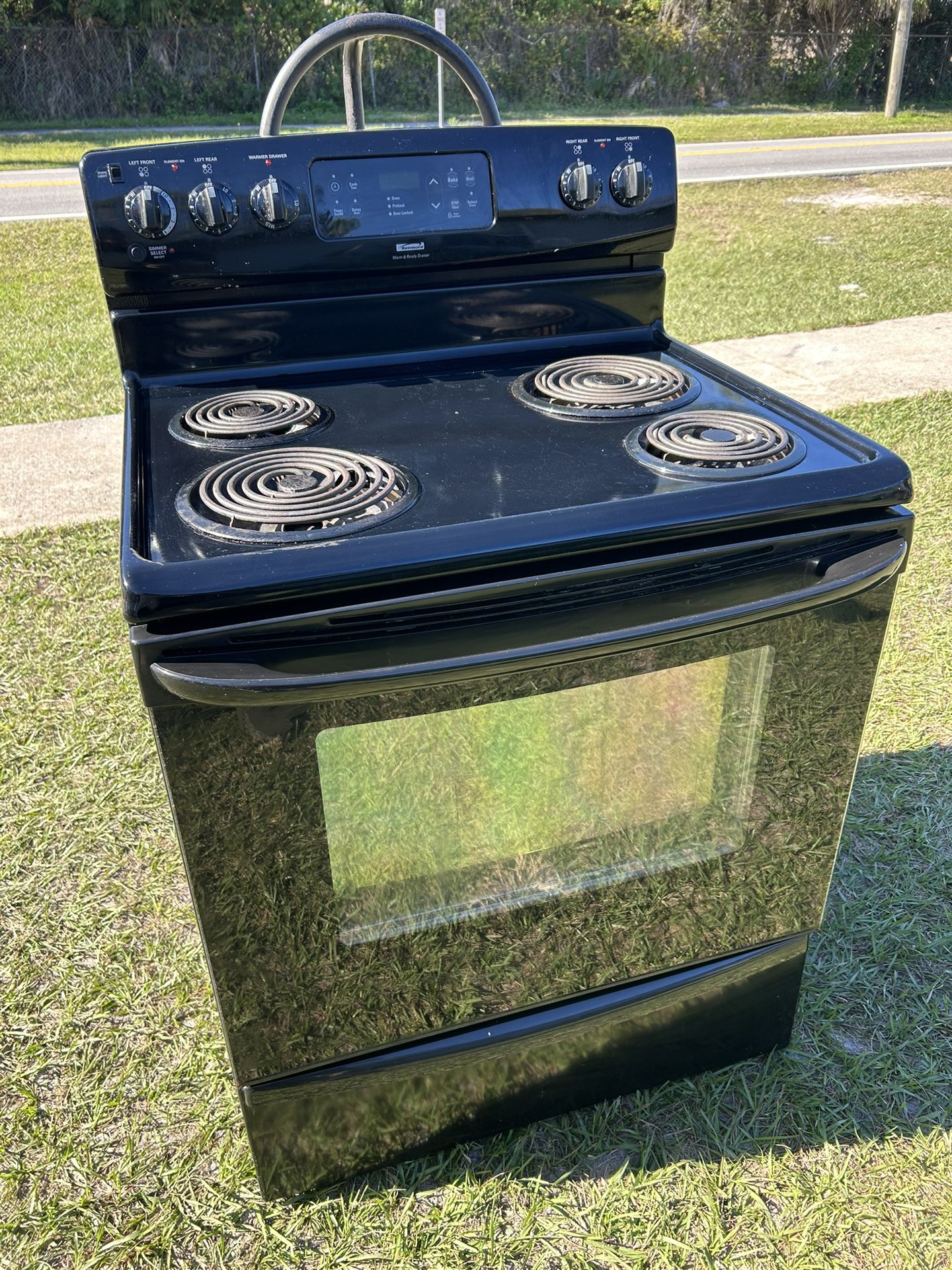 Stove Kenmore The stove works very well I can deliver