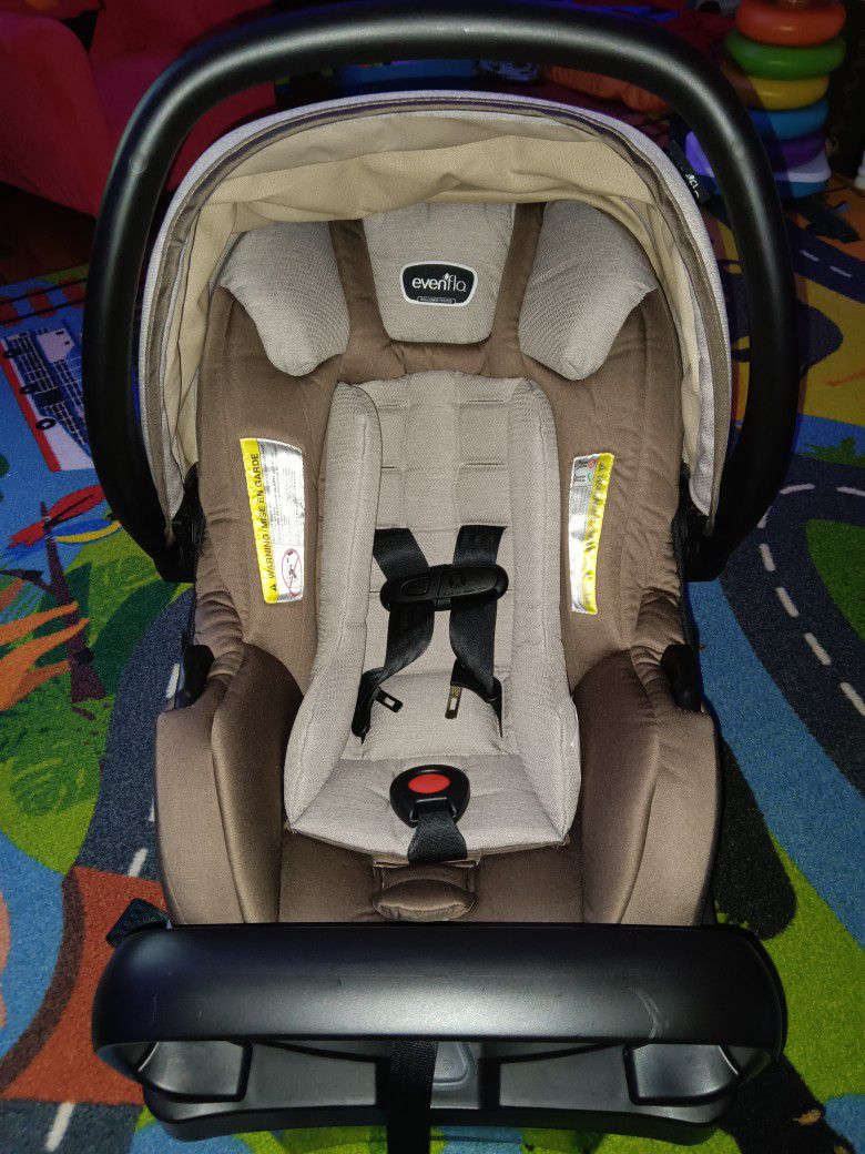 Evenflo Light Max Infant Car Seat