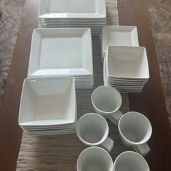 43-piece White Square Porcelain Dinnerware Set