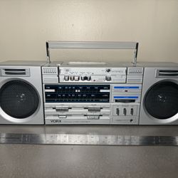 YORX BP-04R AM/FM STEREO BOOMBOX CASSETTE RECORDER AND PLAYER 80S 