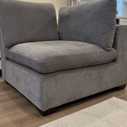 Thomasville Lowell Corner Chair