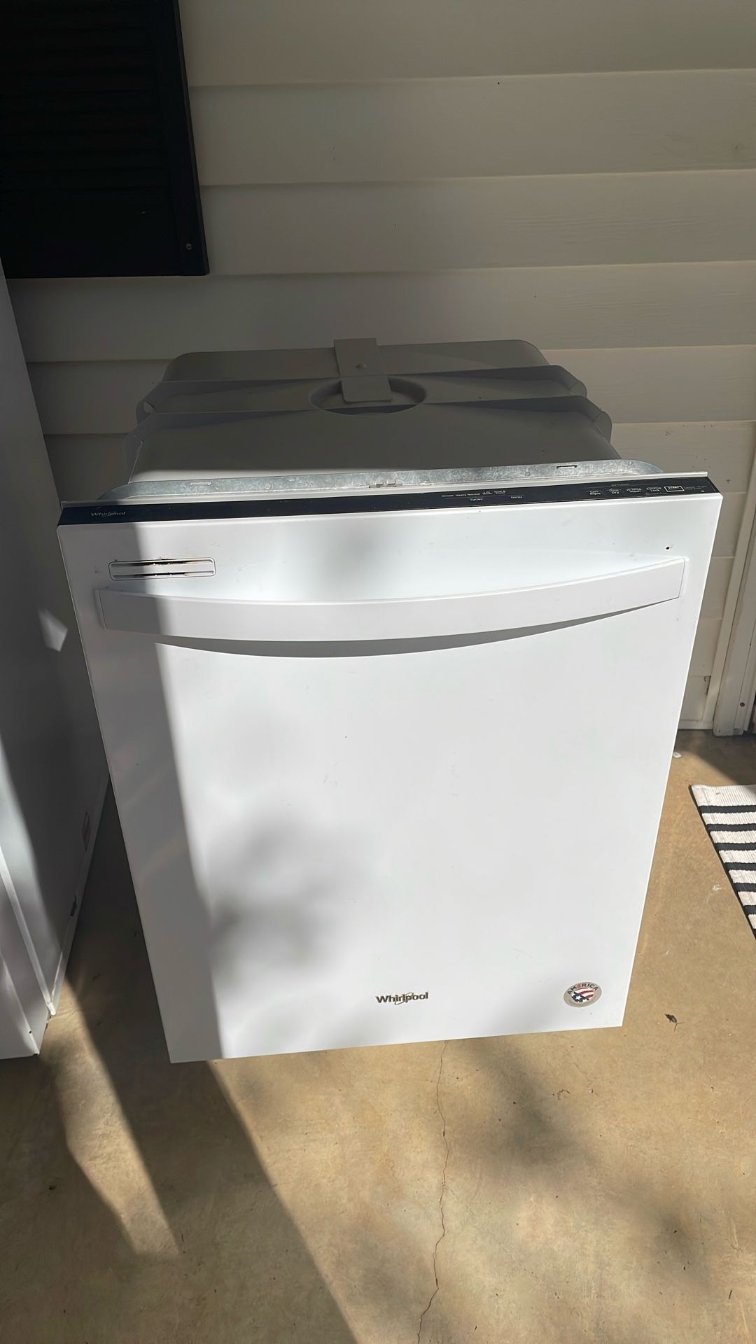 Whirlpool Dishwasher *FREE*