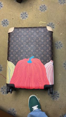 Louis Vuitton bag Kusama