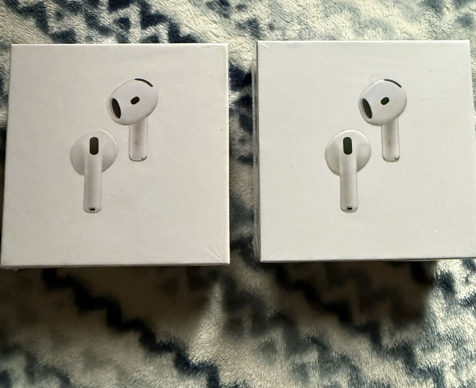 AirPod Gen 4