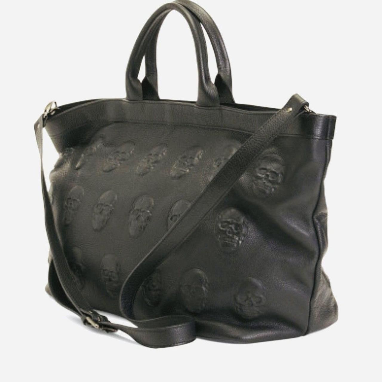 IO Pelle Italian Pebbled Leather Black Skull (130)78