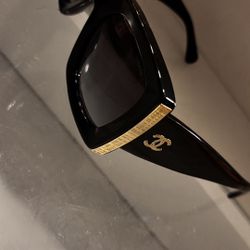 Women’s Sunglasses 