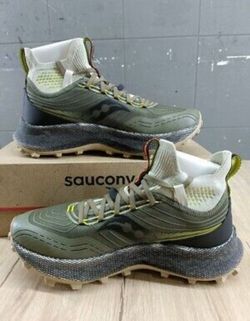Saucony Endorphin Mid Olive/Black Men size 10.5